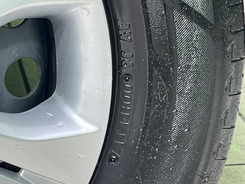 2018 Nissan Note DAA-HE12 (UW-6aa0cddba962b)[11]