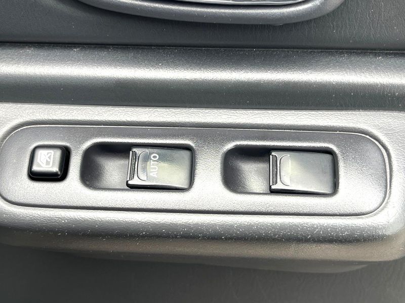2016 Suzuki Jimny ABA-JB23W (UW-6aa0cdfa1c153)[18]