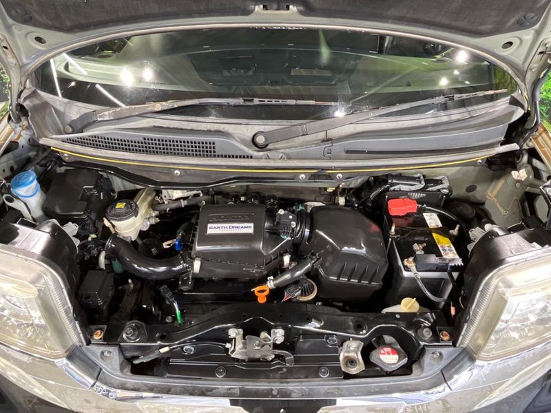 2016 Honda N-BOX CUSTOM DBA-JF1 (UW-6aa0ce179af87)[22]