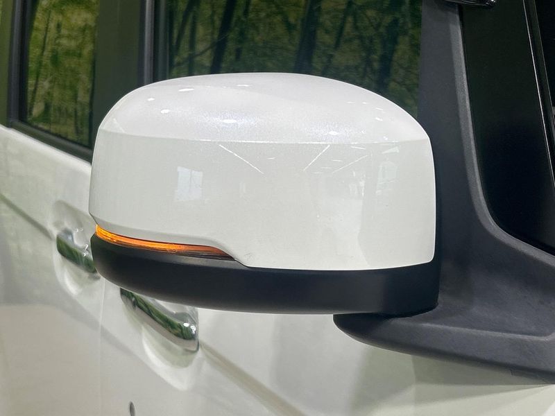 2022 Honda N-BOX CUSTOM 6BA-JF3 (UW-6aa0ce3106c8a)[21]