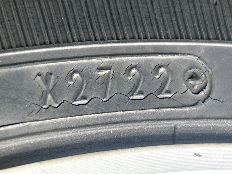 2022 Honda N-BOX CUSTOM 6BA-JF3 (UW-6aa0ce3106c8a)[18]