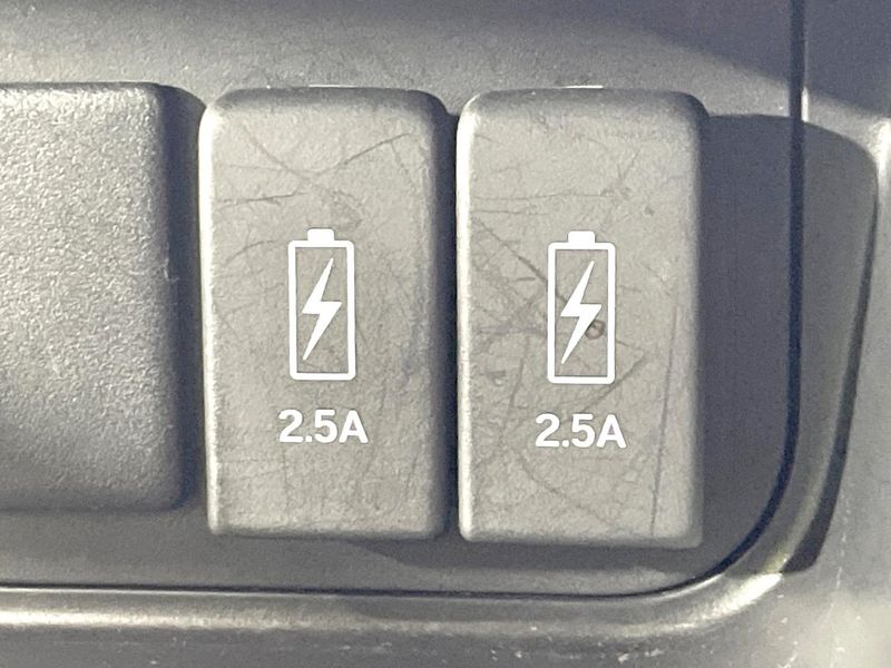 2023 Honda N-BOX CUSTOM 6BA-JF3 (UW-6aa0ce3d6141a)[16]