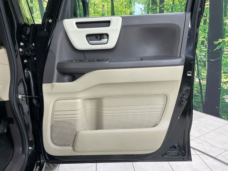 2019 Honda N-BOX DBA-JF4 (UW-6aa0ce4023a06)[12]