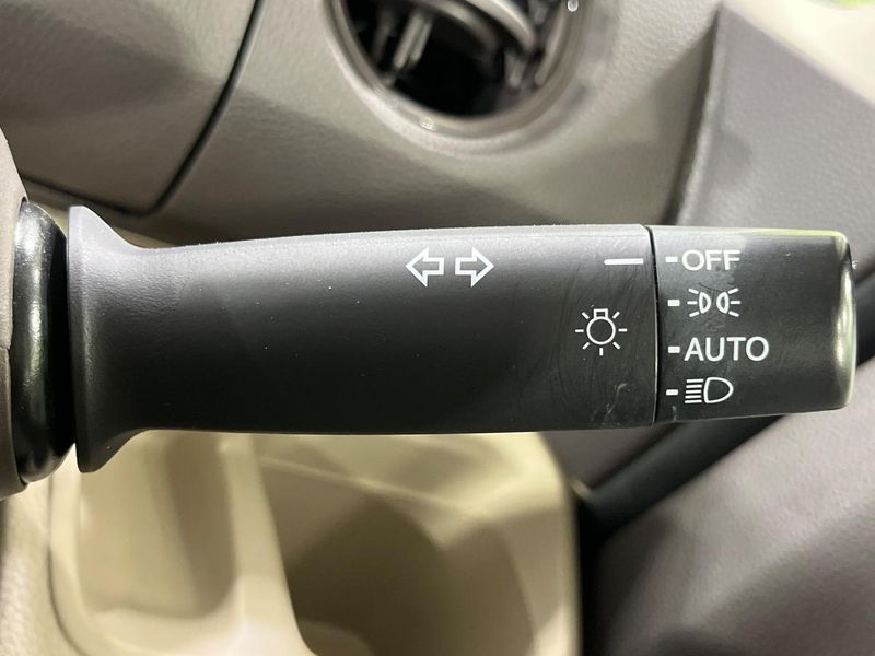 2019 Honda N-BOX DBA-JF4 (UW-6aa0ce4023a06)[27]