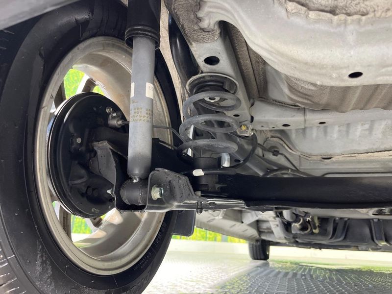 2015 Honda N-WGN Custom DBA-JH1 (UW-6aa0ce5def9ba)[26]