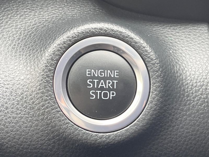 2022 Toyota Yaris 5BA-KSP210 (UW-6aa0ce8d604e6)[14]