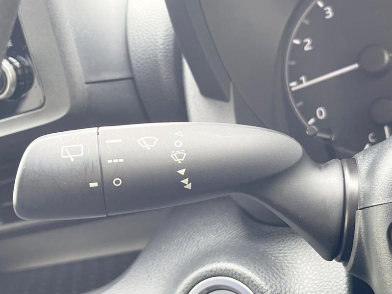 2022 Toyota Yaris 5BA-KSP210 (UW-6aa0ce8d604e6)[12]