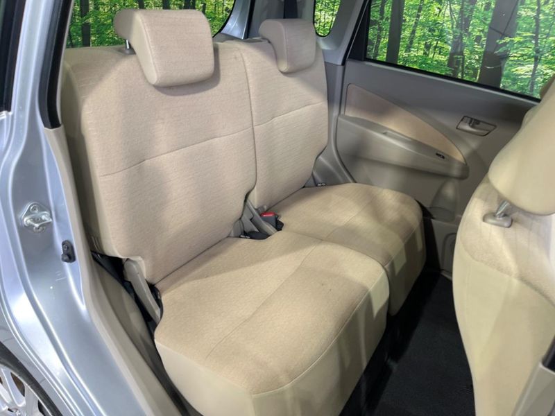 2011 Daihatsu Move DBA-LA100S (UW-6aa0ce971d9ce)[25]