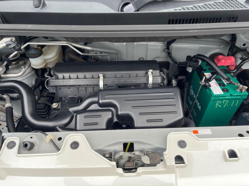 2016 Toyota Pixis Mega DBA-LA700A (UW-6aa0cecc315bc)[4]