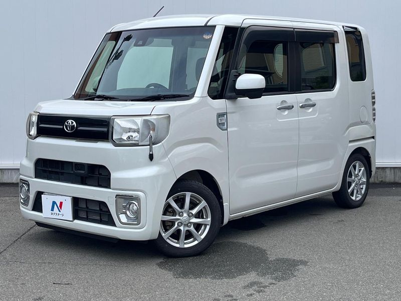 2016 Toyota Pixis Mega DBA-LA700A (UW-6aa0cecc315bc)[0]