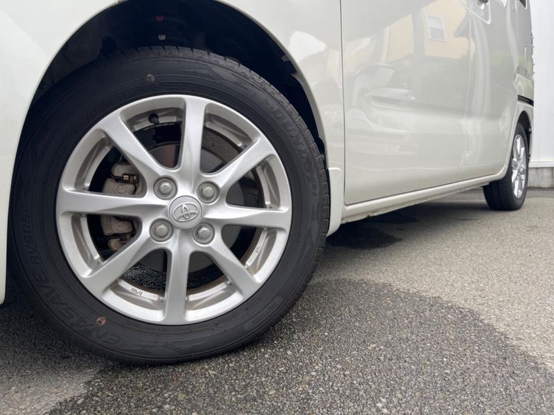 2016 Toyota Pixis Mega DBA-LA700A (UW-6aa0cecc315bc)[6]