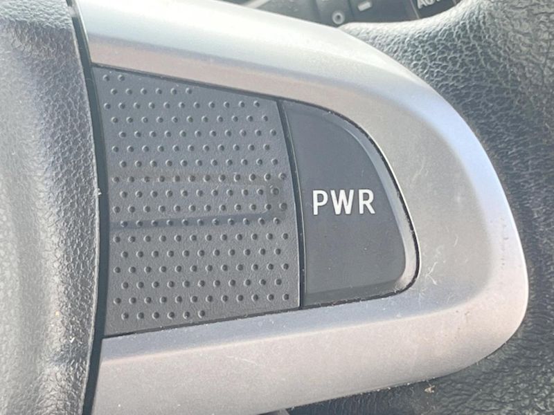 2016 Daihatsu Wake DBA-LA700S (UW-6aa0cece0c7d9)[26]