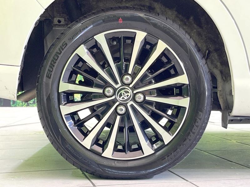 2022 Toyota Roomy 4BA-M900A (UW-6aa0cef73b2c0)[26]