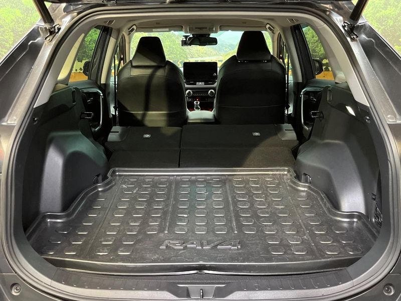 2023 Toyota RAV4 6BA-MXAA54 (UW-6aa0cf8368bb1)[18]