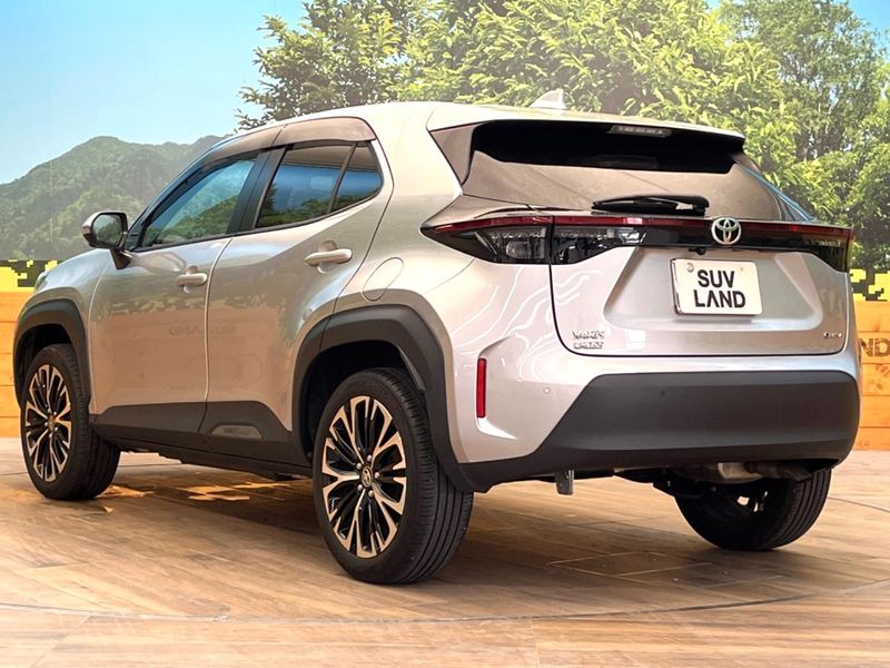 2024 Toyota Yaris Cross 6AA-MXPJ10 (UW-6aa0cf95b8106)[6]