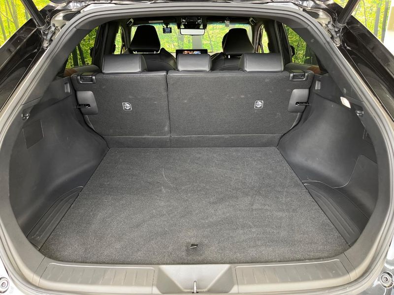 2023 Toyota Harrier 6BA-MXUA80 (UW-6aa0cfb42434f)[8]
