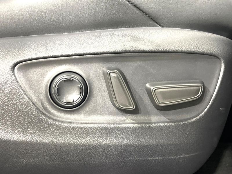 2024 Toyota Harrier 6BA-MXUA80 (UW-6aa0cfb73677f)[28]