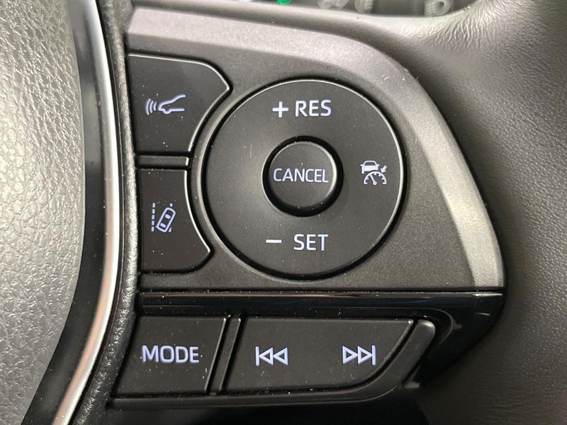 2022 Toyota Harrier 6BA-MXUA85 (UW-6aa0cfb8df371)[27]