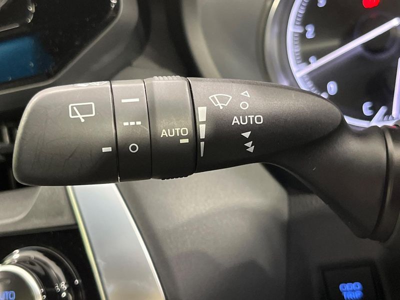 2022 Toyota Harrier 6BA-MXUA85 (UW-6aa0cfb8df371)[28]