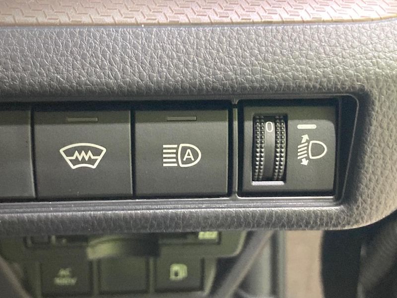 2025 Toyota Prius 6AA-MXWH60 (UW-6aa0cfc28a897)[7]