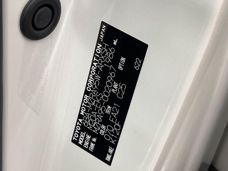 2024 Toyota Noah 6BA-MZRA95W (UW-6aa0cfd190af7)[1]