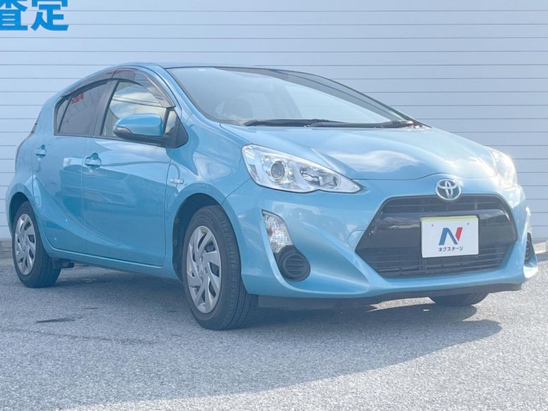 2015 Toyota Aqua DAA-NHP10 (UW-6aa0cfe028c4d)[10]