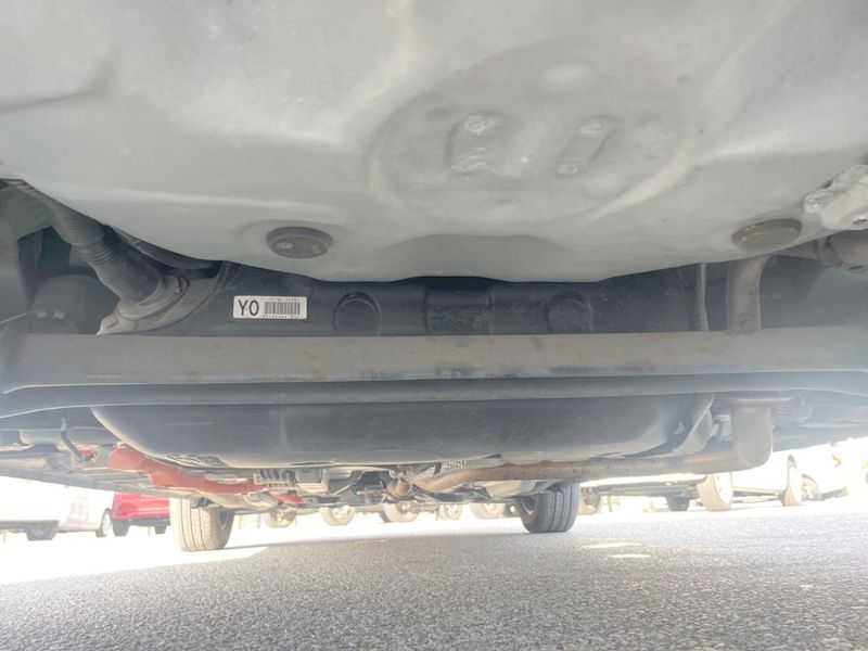 2015 Toyota Aqua DAA-NHP10 (UW-6aa0cfe028c4d)[22]