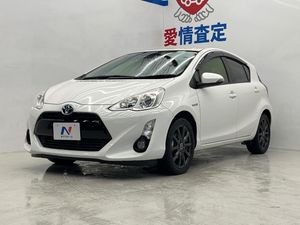 2015 Toyota Aqua DAA-NHP10