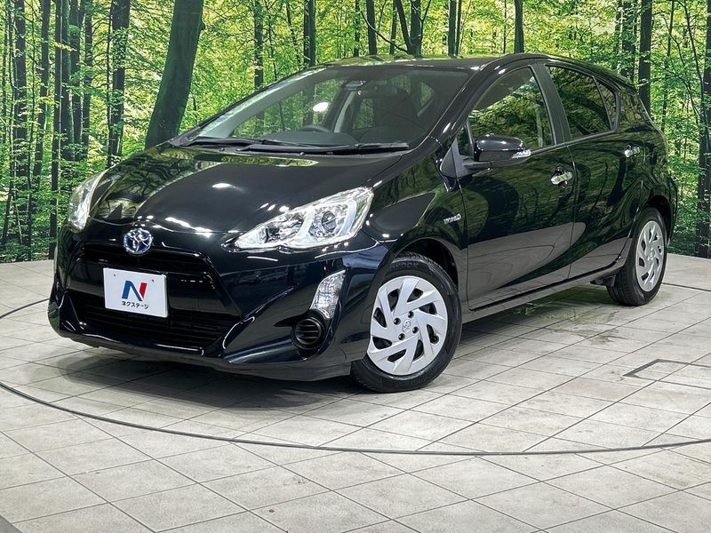 2016 Toyota Aqua DAA-NHP10 (UW-6aa0cfe23b5a6)[0]