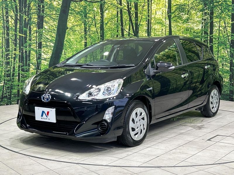 2016 Toyota Aqua DAA-NHP10 (UW-6aa0cfe23b5a6)[27]