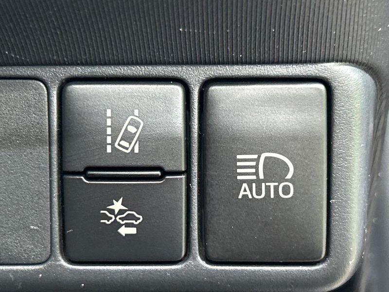 2016 Toyota Aqua DAA-NHP10 (UW-6aa0cfe23b5a6)[10]