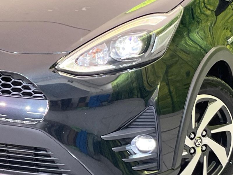 2017 Toyota Aqua DAA-NHP10H (UW-6aa0cfe3f1288)[20]