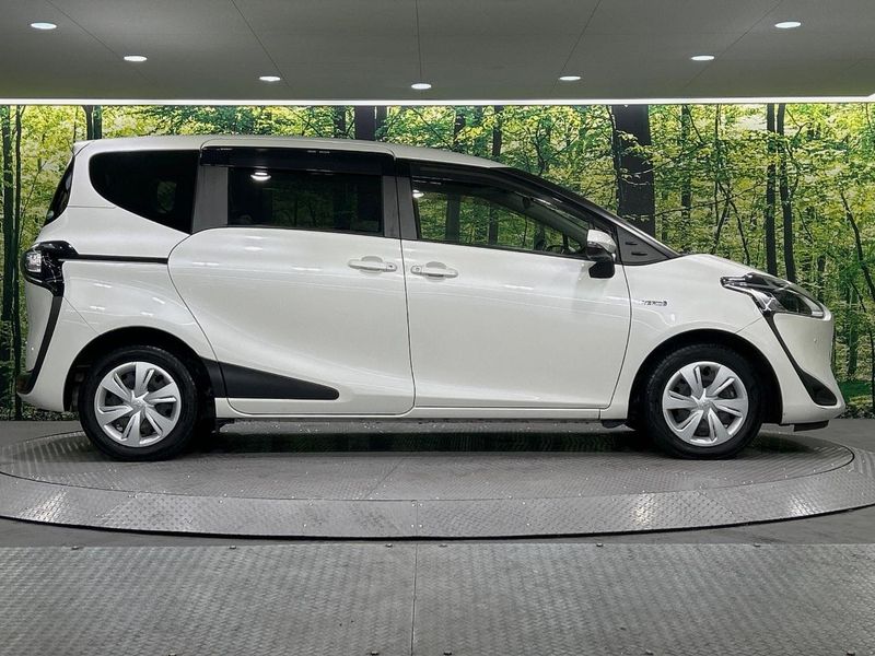 2018 Toyota Sienta 6AA-NHP170G (UW-6aa0cfed9380d)[17]