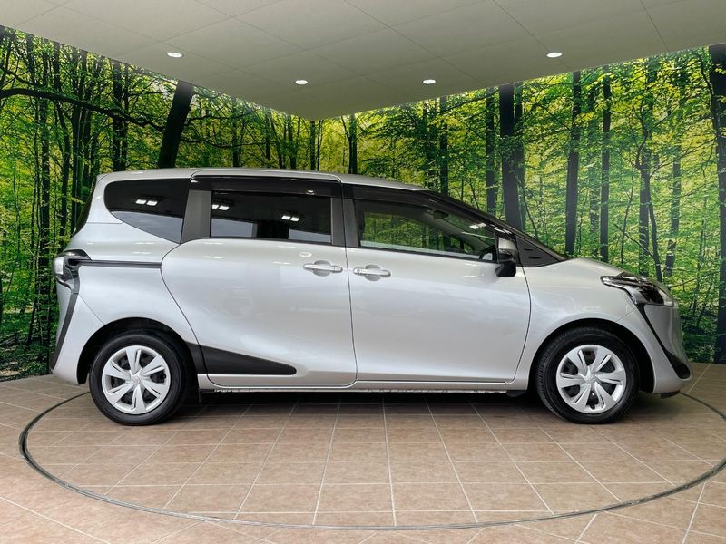 2019 Toyota Sienta DBA-NSP170G (UW-6aa0cff8275d7)[7]