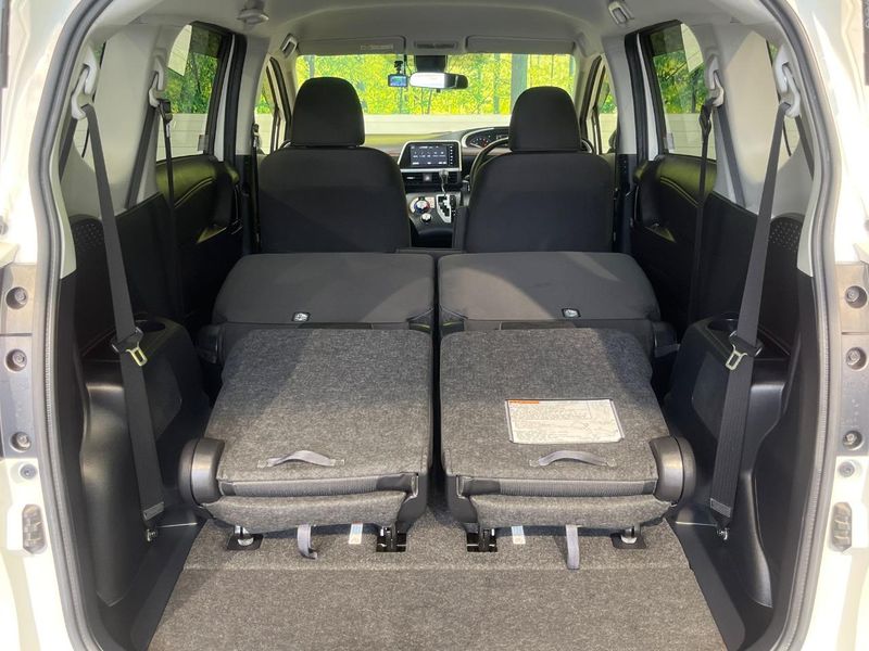 2020 Toyota Sienta DBA-NSP170G (UW-6aa0cff97bcd0)[12]
