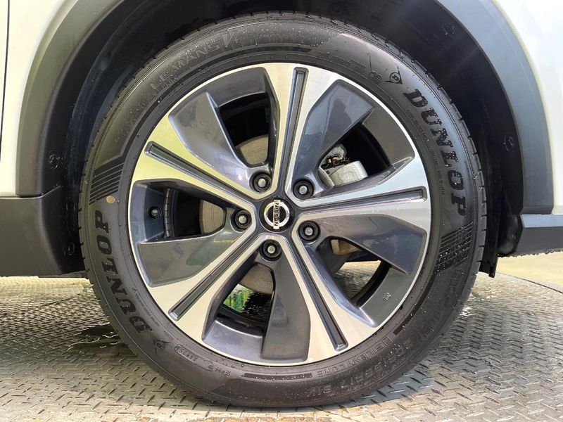 2020 Nissan Kicks 6AA-P15 (UW-6aa0d002853e4)[17]