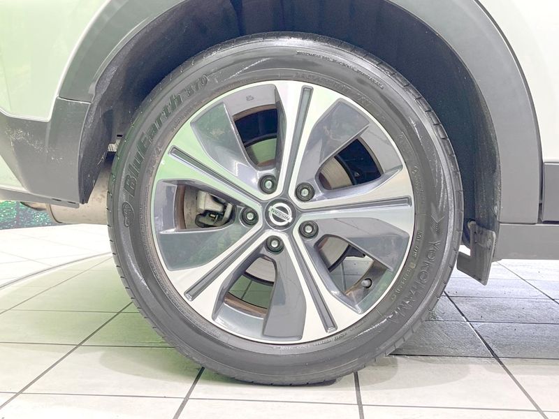 2022 Nissan Kicks 6AA-P15 (UW-6aa0d0039b0bc)[28]