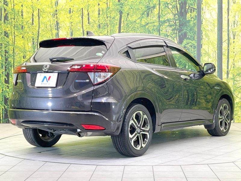 2015 Honda Vezel DAA-RU3 (UW-6aa0d016cde9e)[8]