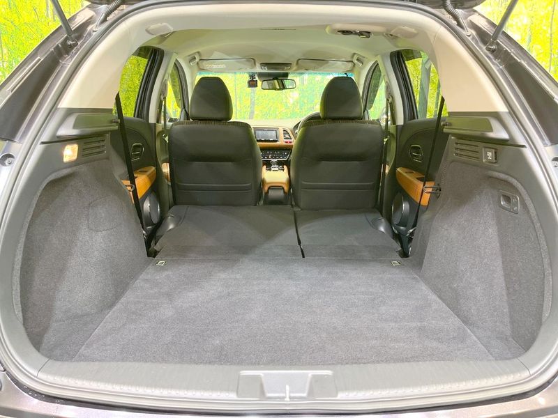 2015 Honda Vezel DAA-RU3 (UW-6aa0d016cde9e)[24]