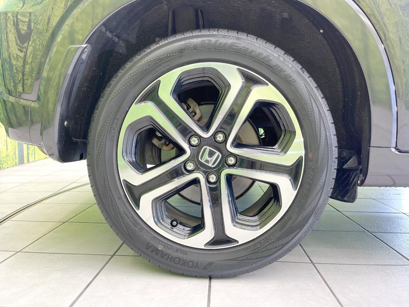 2015 Honda Vezel DAA-RU3 (UW-6aa0d016cde9e)[13]