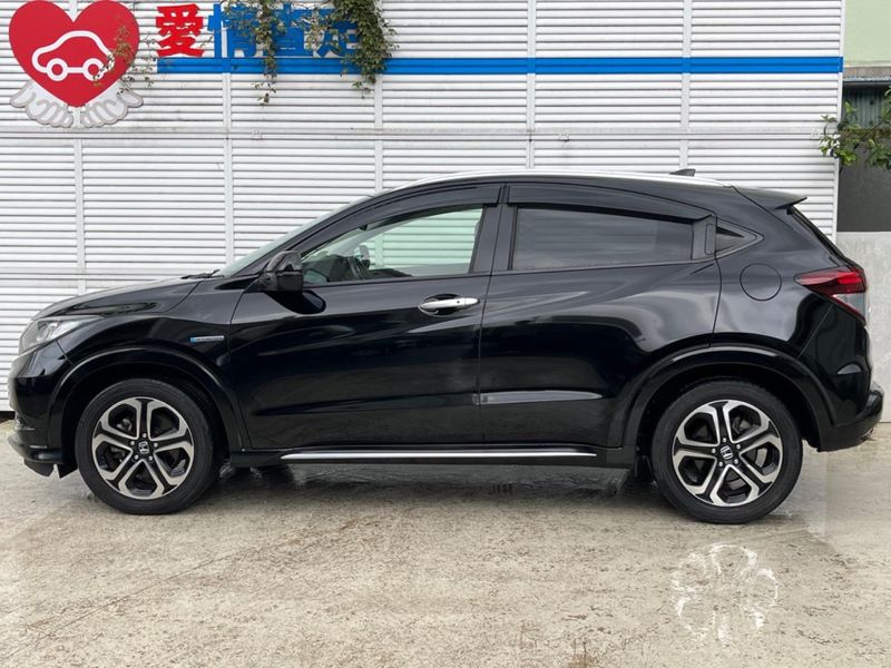 2016 Honda Vezel DAA-RU3 (UW-6aa0d017a0c2b)[26]