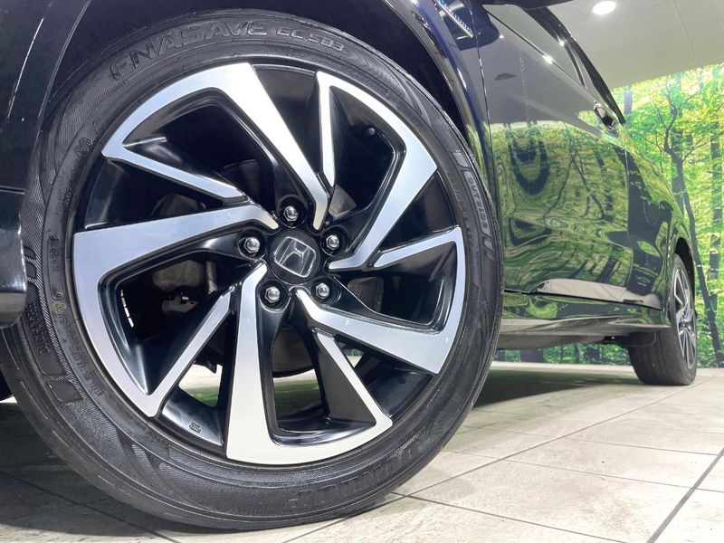 2018 Honda Vezel DAA-RU3 (UW-6aa0d019a58d5)[5]