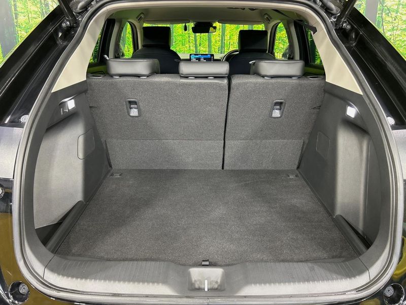 2021 Honda Vezel 6AA-RV5 (UW-6aa0d01f6d78f)[19]