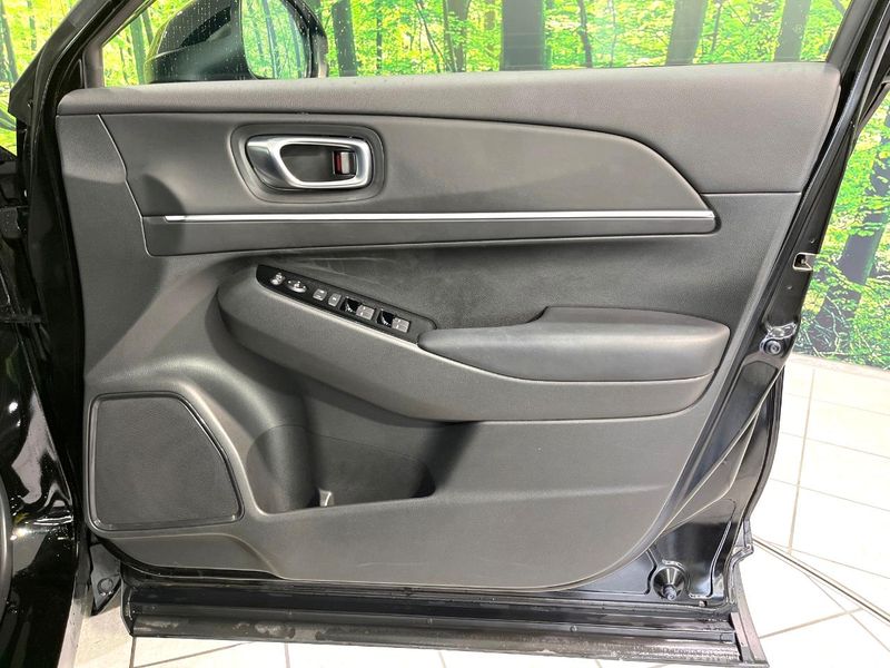 2021 Honda Vezel 6AA-RV5 (UW-6aa0d01fe473b)[27]