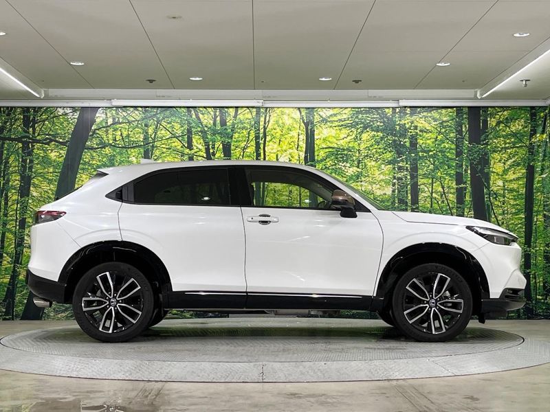 2022 Honda Vezel 6AA-RV5 (UW-6aa0d021b9937)[17]