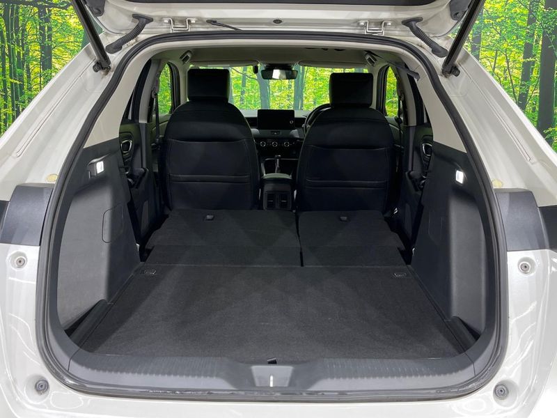 2022 Honda Vezel 6AA-RV5 (UW-6aa0d021b9937)[28]