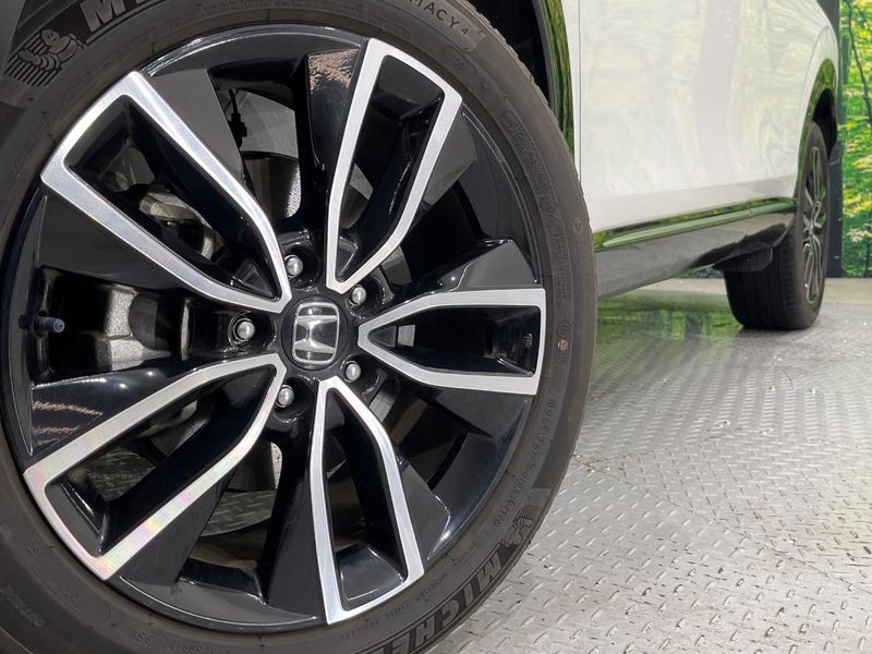 2022 Honda Vezel 6AA-RV5 (UW-6aa0d021b9937)[5]