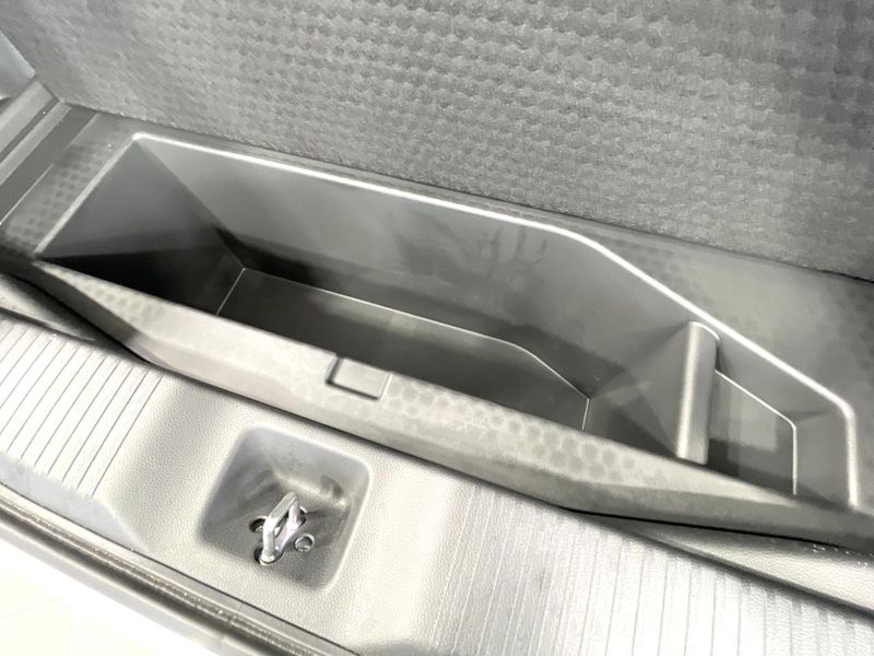 2023 Honda Vezel 6AA-RV5 (UW-6aa0d022b8c33)[26]