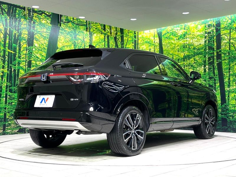 2024 Honda Vezel 6AA-RV5 (UW-6aa0d0256414a)[24]