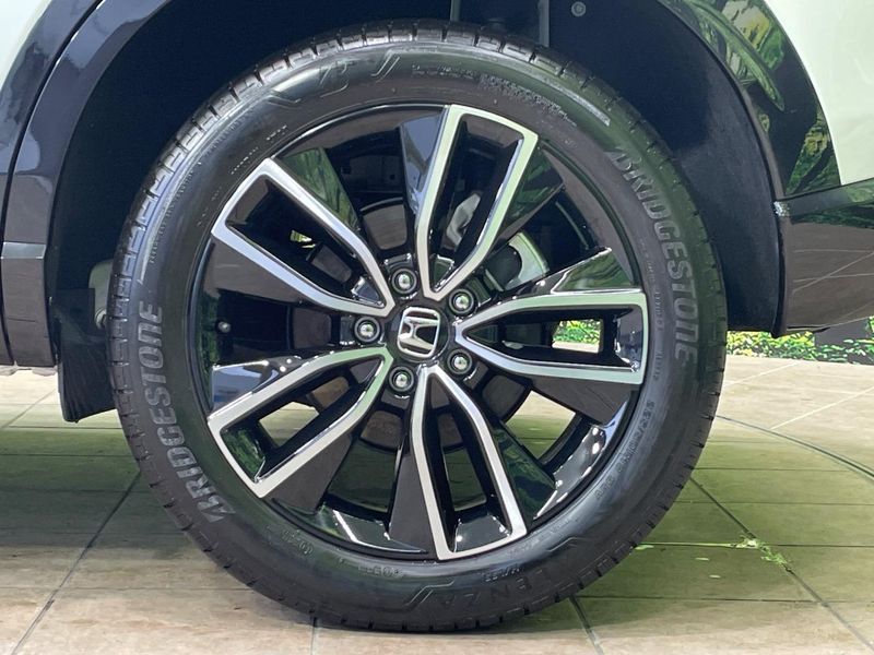 2025 Honda Vezel 6AA-RV5 (UW-6aa0d02a5eb88)[13]